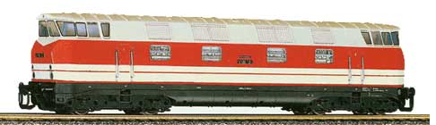 Digital Diesel locomotive BR 118 with sound<br /><a href='images/pictures/Tillig/92660.jpg' target='_blank'>Full size image</a>